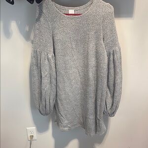 Selfie Leslie Gray Crew Neck Sweater with Balloon Sleeves